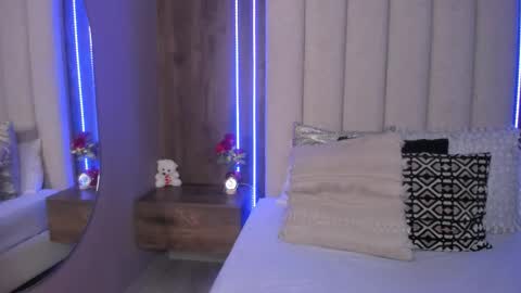 Lucy online show from February 27, 6:55 pm