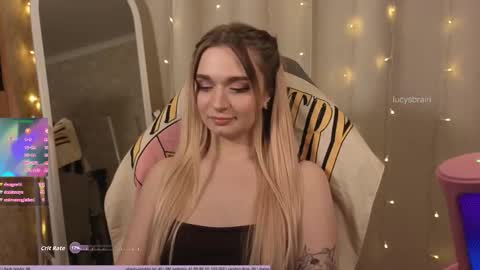 Lucy online show from February 28, 9:41 pm