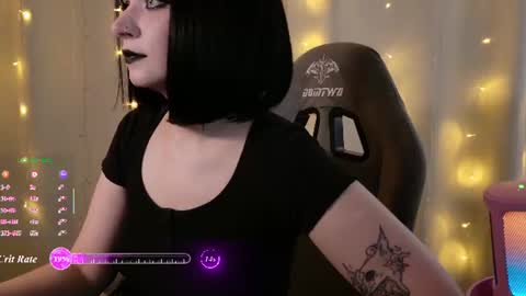 Lucy online show from June 27, 8:09 am