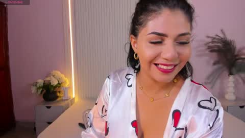 Lucy Wold online show from May 9, 10:49 pm