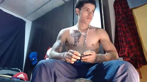 Luis AS online show from January 19, 12:20 am