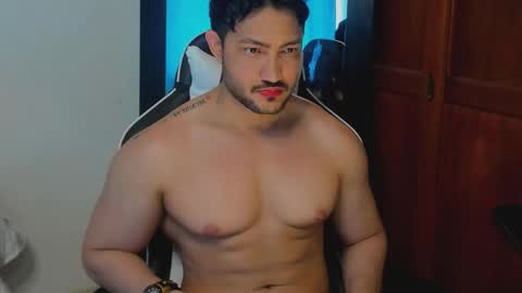 luis_baptista online show from November 22, 8:29 pm