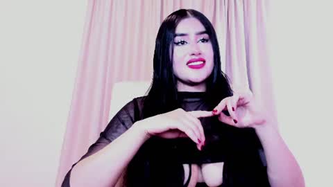 Luisa Diaz online show from August 2, 9:05 pm