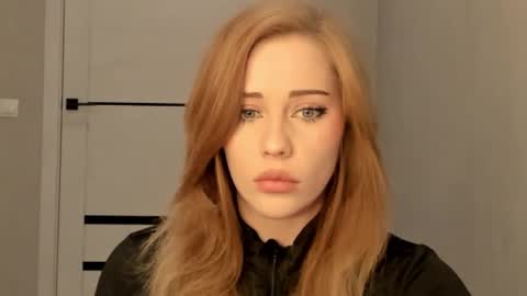 Lizzy online show from March 22, 4:11 pm