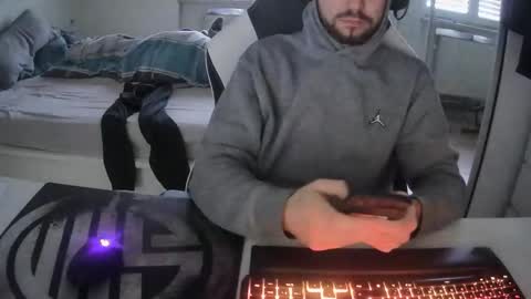 lukasschoetz online show from January 15, 10:06 am