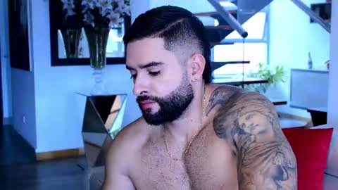 Lukhas f4f online show from November 3, 7:37 pm