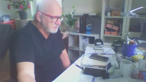luley58 online show from May 4, 2:23 pm