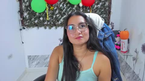 Luna  online show from October 27, 9:04 pm