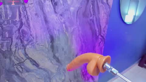 luna__little online show from March 27, 8:26 am