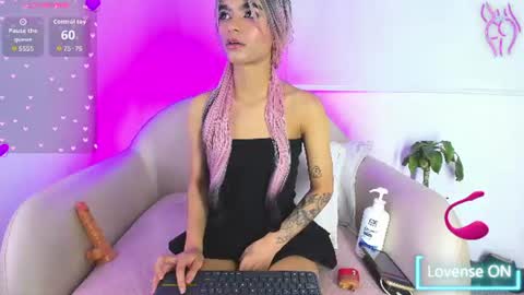 luna_bella_23 online show from July 1, 5:27 am