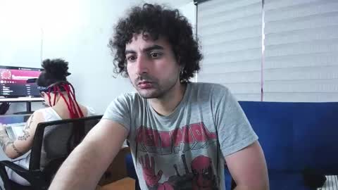 Evee online show from November 2, 5:35 pm