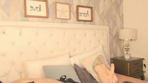 luna forever7 online show from May 14, 8:18 pm
