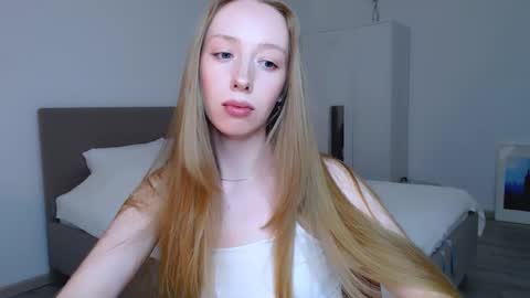 Luna online show from March 1, 9:59 pm