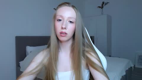 Luna online show from September 15, 8:10 pm