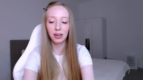 Luna online show from February 11, 9:40 pm