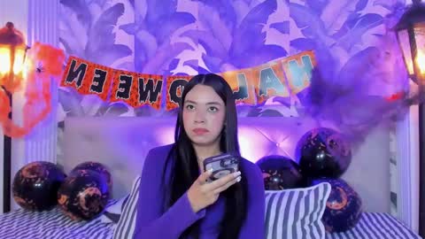 Luna Morgan online show from October 31, 5:30 am