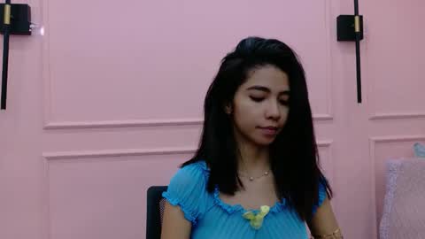 LUNA  online show from December 19, 2:56 pm