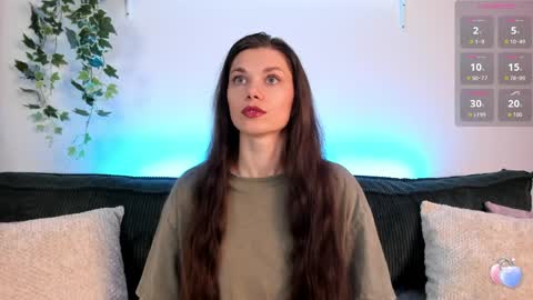 luna_smille online show from May 12, 7:06 am