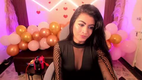 Luna  online show from April 20, 8:56 pm