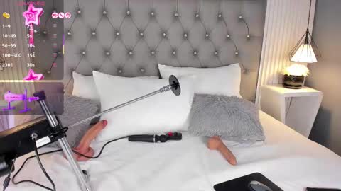 Luna  online show from February 20, 5:26 pm