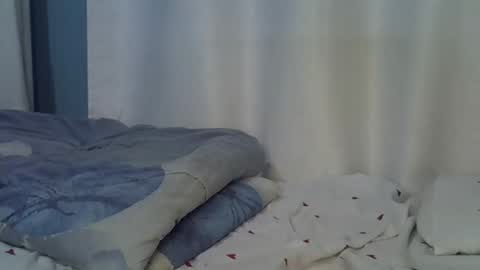 lunalove22_ online show from January 31, 7:11 pm