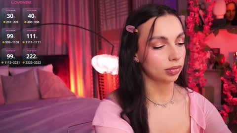 Snapshot of lunanight_ chatting on October 25, 8:42 pm Luna  next streams Mon Fri Sat Sun 8pm-5am gmt0 online show from October 25, 8:42 pm