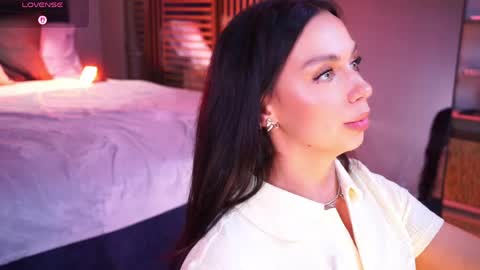 Luna  next streams Mon Fri Sat Sun 8pm-5am gmt0 online show from June 9, 2:22 am