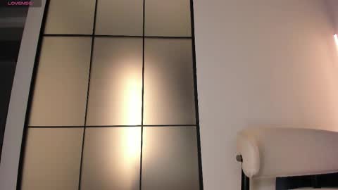 Aisha online show from November 15, 2:29 pm