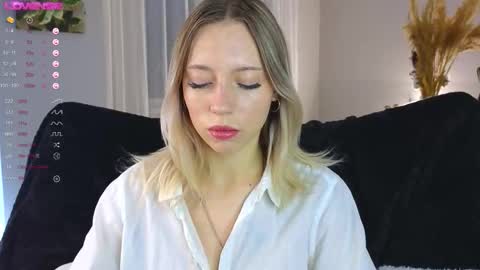 Kelly online show from October 20, 2:44 pm