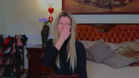 Luna Rishi online show from February 16, 6:00 am