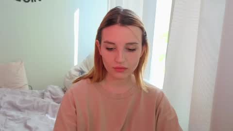 Kate online show from June 8, 1:01 pm