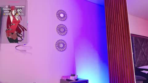 Luna   online show from February 25, 2:59 am