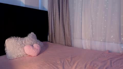 lunavelvet7 online show from March 30, 6:08 pm