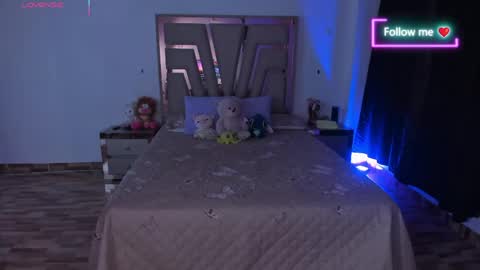 LUNA ROSE online show from March 17, 3:22 am