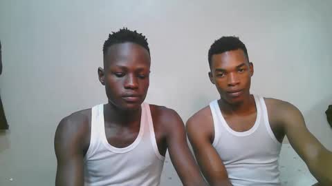 luoislove online show from February 15, 1:32 pm