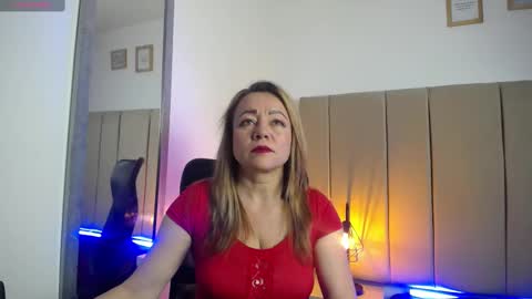 Lupita223 online show from March 10, 12:49 pm