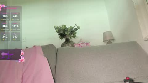 lusciouslipsxx online show from January 10, 7:36 am