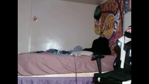 Snapshot of lust_j chatting on December 7, 2:14 am LUST online show from December 7, 2:14 am