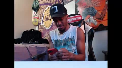 Snapshot of lust_j chatting on December 3, 12:23 pm LUST online show from December 3, 12:23 pm