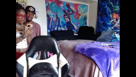 Snapshot of lust_j chatting on October 20, 4:01 pm LUST online show from October 20, 4:01 pm