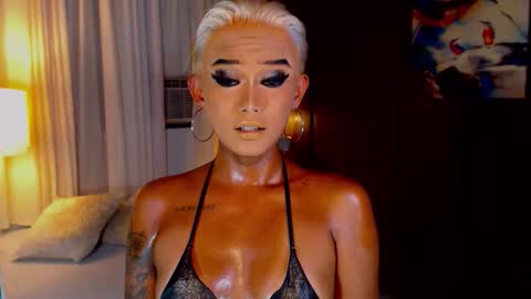 AdriannaFowks online show from May 23, 6:53 am