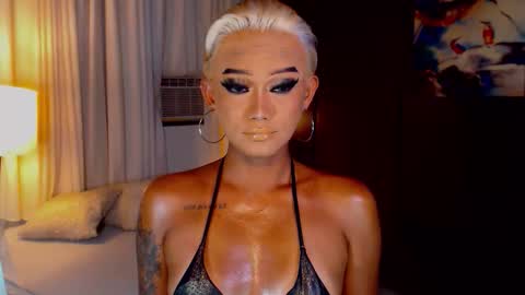 AdriannaFowks online show from May 24, 7:59 am