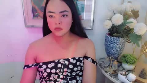 Trina online show from June 5, 2:29 am
