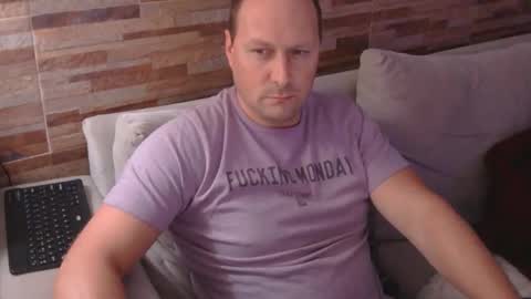 lustonfan online show from April 28, 2:38 am