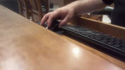 Snapshot of lustybloke44 chatting on January 13, 5:12 am lustybloke44 online show from January 13, 5:12 am