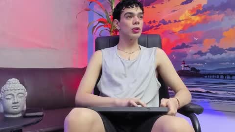 luuck online show from February 11, 12:58 am