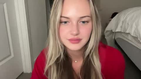 Aimee online show from October 7, 3:02 am