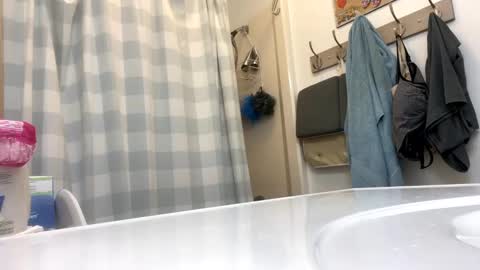 Joe and Sarah online show from October 26, 1:01 pm