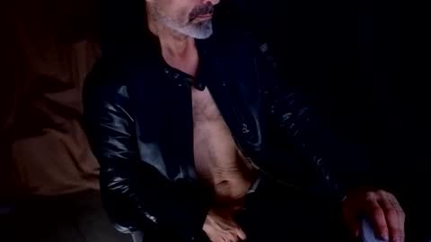 Im a   -  CAMGUY YOU  LIKE to FUCK online show from February 1, 1:24 am