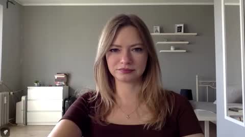 Millie online show from October 3, 1:52 pm